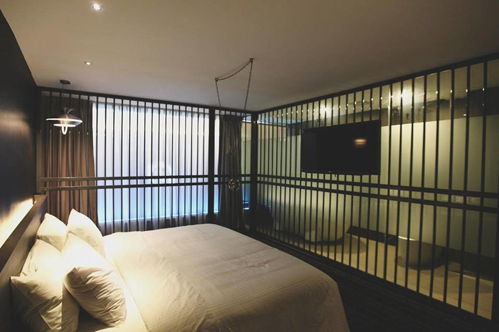 Apple Hotel Times Square George Town Bagian luar foto